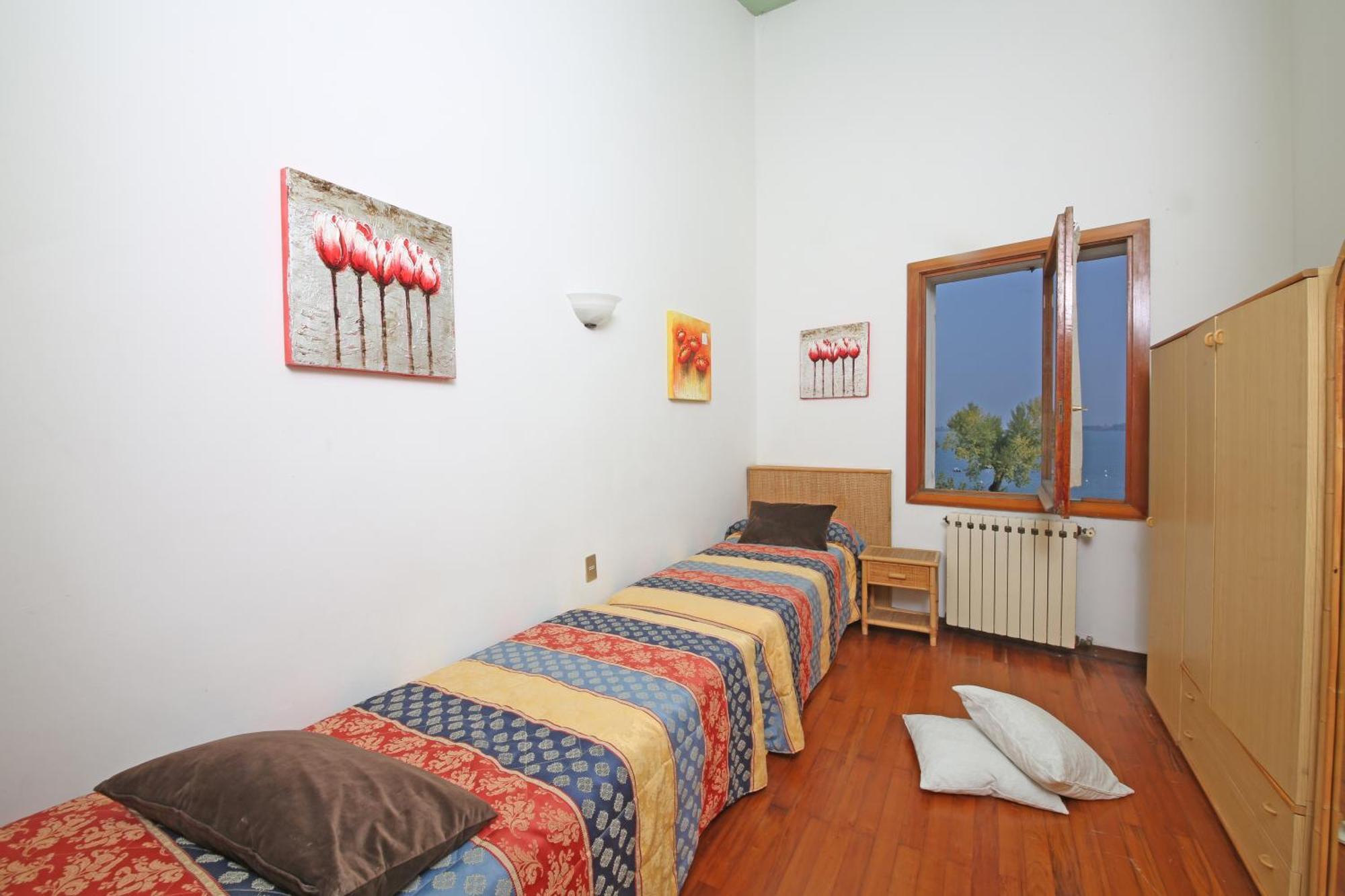 Villenpark Sanghen Manerba del Garda Rom bilde